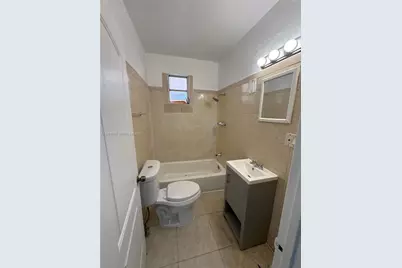 1545 NW 1st St #1537, Miami, FL 33125 - Photo 7