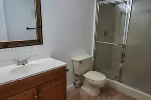 12266 NW 10th St, Pembroke Pines, FL 33026 - Photo 23