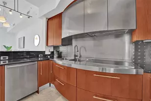 18101 Collins Ave, Sunny Isles Beach, FL 33160 - Photo 7