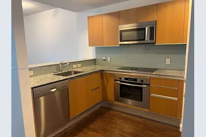 1050 Brickell Ave #3122, Miami, FL 33131 - Photo 3