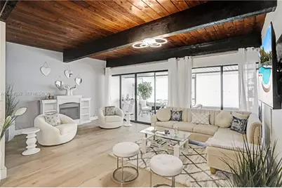 19220 NE 25th Ave #271B, Miami, FL 33180 - Photo 3