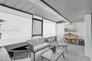 19220 NE 25th Ave, Miami, FL 33180 - Photo 25