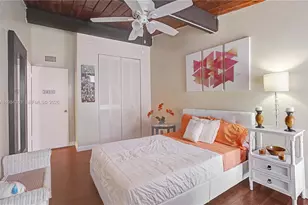 19220 NE 25th Ave, Miami, FL 33180 - Photo 17