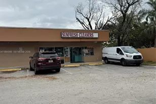 1890 N Pine Island Rd, Plantation, FL 33322 - Photo 1