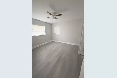 230 NE 9th Ave, Deerfield Beach, FL 33441 - Photo 11