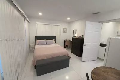 230 NE 9th Ave, Deerfield Beach, FL 33441 - Photo 19