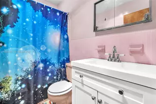 410 SW 71st Ave, Pembroke Pines, FL 33023 - Photo 31