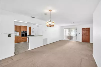 410 SW 71st Ave, Pembroke Pines, FL 33023 - Photo 19