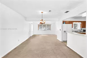 410 SW 71st Ave, Pembroke Pines, FL 33023 - Photo 17