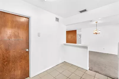 410 SW 71st Ave, Pembroke Pines, FL 33023 - Photo 25