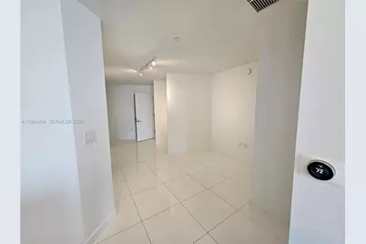 851 NE 1st Ave #4000, Miami, FL 33132 - Photo 35