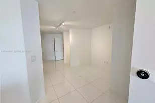 851 NE 1st Ave, Miami, FL 33132 - Photo 35