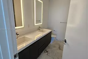 851 NE 1st Ave, Miami, FL 33132 - Photo 29