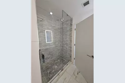 851 NE 1st Ave #4000, Miami, FL 33132 - Photo 33