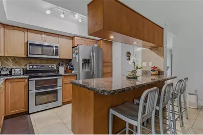 16424 NE 26th Ave #4, North Miami Beach, FL 33160 - Photo 9