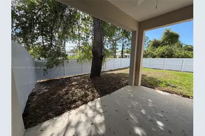 4719 28th St SW #4719, Lehigh Acres, FL 33973 - Photo 5