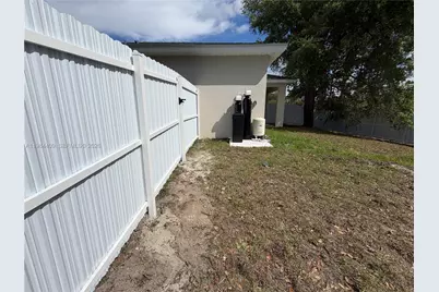 4719 28th St SW #4719, Lehigh Acres, FL 33973 - Photo 9