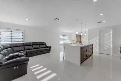 2401 SW 132nd Ave, Miami, FL 33175 - Photo 9