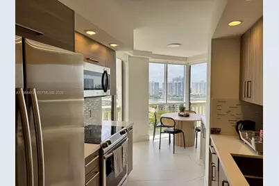 1000 Island Blvd #1410, Aventura, FL 33160 - Photo 9