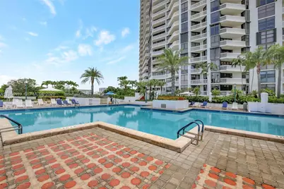 1000 Island Blvd #1410, Aventura, FL 33160 - Photo 33
