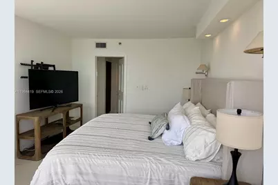 1000 Island Blvd #1410, Aventura, FL 33160 - Photo 13