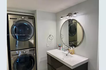 1000 Island Blvd #1410, Aventura, FL 33160 - Photo 17