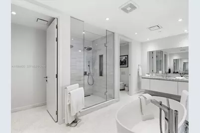 700 NE 26th Ter #4203, Miami, FL 33137 - Photo 37