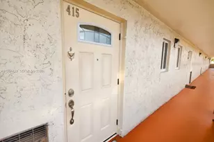 8900 Washington Blvd, Pembroke Pines, FL 33025 - Photo 17