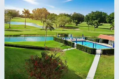 8900 Washington Blvd #415, Pembroke Pines, FL 33025 - Photo 1