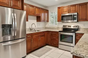 8900 Washington Blvd, Pembroke Pines, FL 33025 - Photo 3