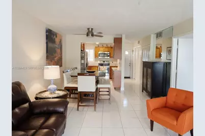 8900 Washington Blvd #415, Pembroke Pines, FL 33025 - Photo 7