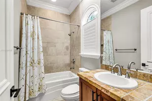 10291 Sweet Bay St, Plantation, FL 33324 - Photo 19