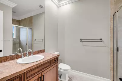 10291 Sweet Bay St, Plantation, FL 33324 - Photo 17