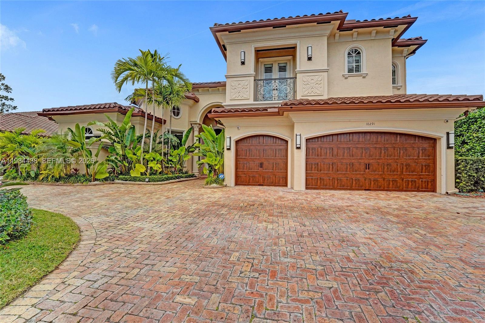 10291 Sweet Bay St - 10291 Sweet Bay St, Plantation, FL 33324 Luxury Property | Jose Angel Pina