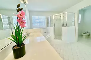 11522 NW 69th Terrace, Doral, FL 33178 - Photo 29