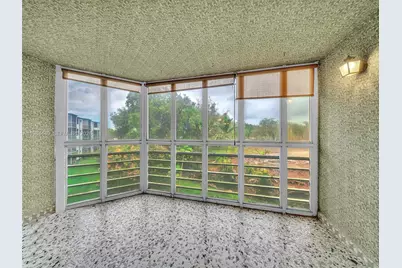 1101 NE 191st St #307, Miami, FL 33179 - Photo 15