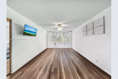 1101 NE 191st St #307, Miami, FL 33179 - Photo 17