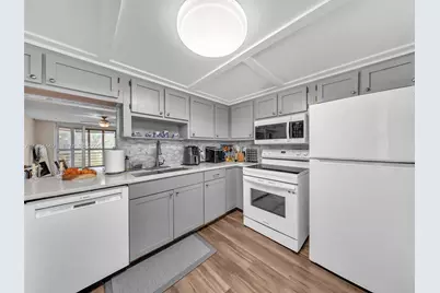 1101 NE 191st St #307, Miami, FL 33179 - Photo 11