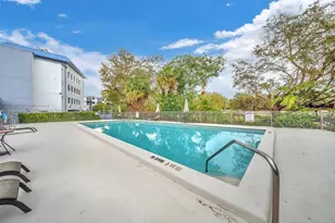 1101 NE 191st St, Miami, FL 33179 - Photo 3