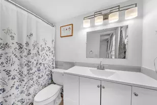 1101 NE 191st St, Miami, FL 33179 - Photo 21