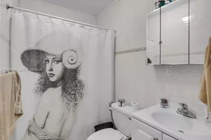 213 W 20th St, Hialeah, FL 33010 - Photo 15