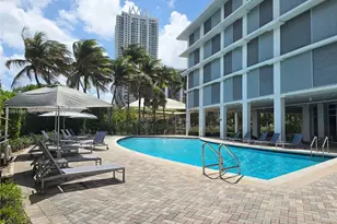 6515 Collins Ave, Miami Beach, FL 33141 - Photo 11