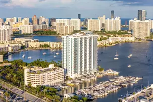 17301 Biscayne Blvd, North Miami Beach, FL 33160 - Photo 19