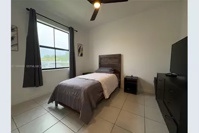 11772 SW 247th Ter, Homestead, FL 33032 - Photo 7