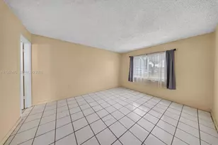 505 NW 177th St, Miami Gardens, FL 33169 - Photo 9