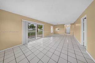 505 NW 177th St, Miami Gardens, FL 33169 - Photo 3