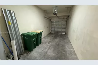 5866 Hampton Hills Blvd #5866, Tamarac, FL 33321 - Photo 9