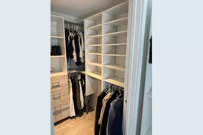 1010 SW 2nd Av #1502, Miami, FL 33130 - Photo 17