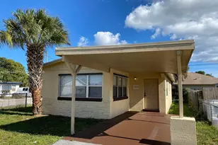 1528 S Ave S, Riviera Beach, FL 33404 - Photo 1