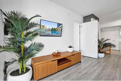 2602 E Hallandale Beach Blvd #R906, Hallandale Beach, FL 33009 - Photo 27